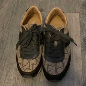 Calvin Klein sneakers 👟